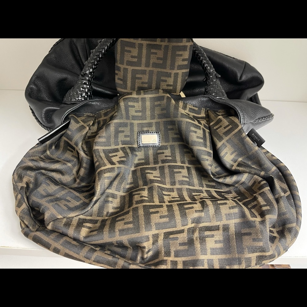FENDI Rare Limited Edition Squirrel Spy Hobo Bag - Picture 12 of 15